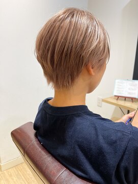 エミス バイ メルト 吉祥寺(emis by melt) 【堀惠】ミルクティーベージュハンサムショート丸み20代30代40代