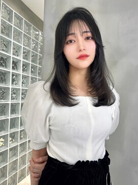 ロンド ジュルード 名古屋(Lond jeloud) シースルーバング　ハイレイヤースタイル