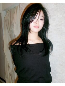 グリフィカ(grifica) 顔まわりレイヤー　ハッシュカット