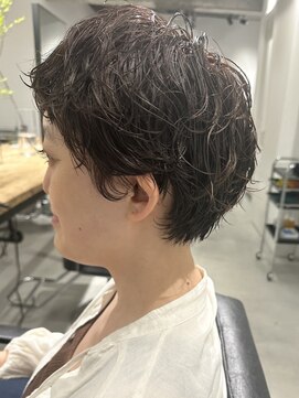 フゾンカウチ(fuzon kauti) 大人可愛い小顔ショートこなれパーマ癖毛風束間20代30代40代