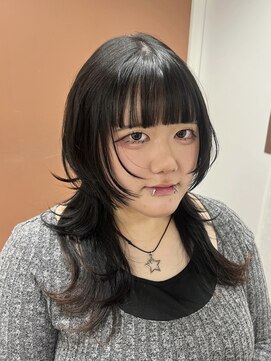 アドネ プライム(adne prime) 姫カットレイヤー/ウルフカット/クラゲヘアー/外ハネウルフ