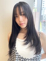 トリッカ シブヤ(TRICCA SHIBUYA)&nbsp;ロングミディアムハッシュレイヤー韓国小顔ふんわり髪質改善