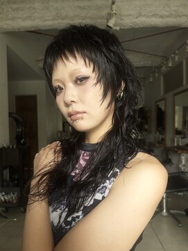 ナループロアツム(Nalu pu loa Tsum) マレット/マレットヘア/ウルフパーマ