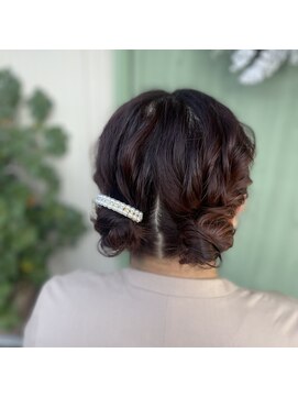 ツインお団子ヘア/お呼ばれヘア/ヘアアレンジ