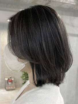 ルイ(ROUIS produced by LUCK 津田沼) 白髪ぼかしハイライト/ハイライト/コントラストハイライト