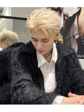 アストラ(ASTRA) MEN’S HAIR/波巻きツイストスパイラル/リバースセンターパート