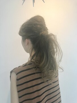 アディクション(ADDICTION) ナチュラルポニーテール