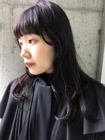 ウィーク 梅田(UiiC)&nbsp;動きのあるウルフカットと艶カラー【uiic rira style】