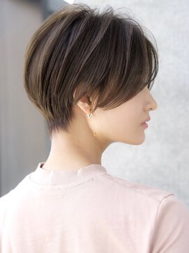 エインアンリー 表参道(AIN.ANLY.) 前髪なし大人ショート20代30代40代【AIN.表参道】川原大地