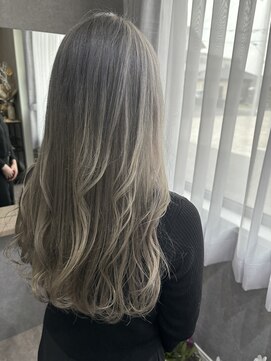 モノクロ(monochro) ハイトーングレージュ