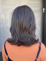 メゾン アヴァロ(Maison Avallo)&nbsp;くびれシルエットの柔らかミディアム