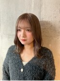 ミルクティーベージュ