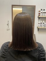 ラテ(Latte)&nbsp;30代40代50代ロングヘアストレートヘア美髪矯正縮毛矯正髪質改善