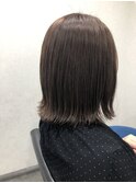 Second   ×　外ハネスタイル