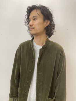 ノーム バイ アウラ(norm. by aura)の写真/メンズのスペシャリストが創る無造作なパーマスタイルでオシャレ髪に♪【メンズカット】