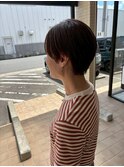 ハンサムショート×くすみベージュ