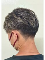 ヨシザワインク ハコザキ 水天宮前 日本橋人形町(YOSHIZAWA Inc.HAKOZAKI)&nbsp;ビジネス◎ツーブロックセンターパートで爽やか好印象ショート