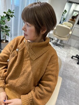 レヴリー(reverie) 白髪ぼかしレイヤーボブブリーチなしカラーヘッドスパ40代