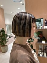 トリコ アヴェダ ららテラス北綾瀬(tricot AVEDA)&nbsp;ミニボブ/ショートボブ/切りっぱなしボブ/ハイライト