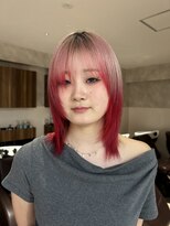 フェイス 石川町 (FACE)&nbsp;個性派さん必見！目を惹くピンクレッドのウルフスタイル