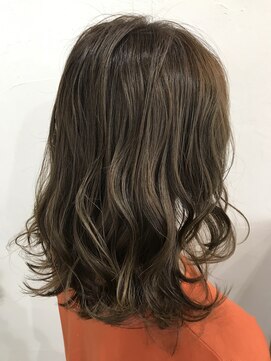 アリウス(ALIUS by posh) 【ALIUS 池袋 小川真一】ほんのりカーキベージュソフトグラデ