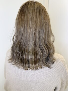 ジアン(GIEN) イルミナデザインカラー ブリーチ グレージュ