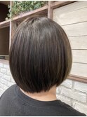 ショートスタイル×マットグレージュ