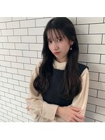 シン(Sinm。)&nbsp;くびれ内巻きウェーブ/ロングヘア