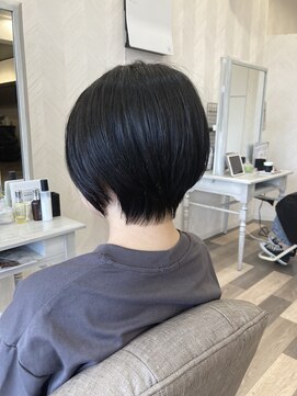 イースタイルコムズヘア 柳通り店(e-style com's hair) #ショート#ハンサムショート#レイヤースタイル
