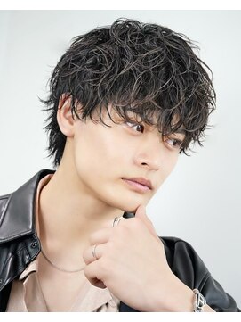 オーシャントーキョーウエスト 心斎橋 (OCEAN TOKYO WEST) メンズスパイラルパーマ波巻きツーブロック