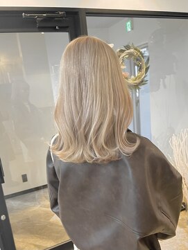 ポート バイ プライマル(port by primal) セクションカラー/ペールベージュ[千葉/千葉駅]