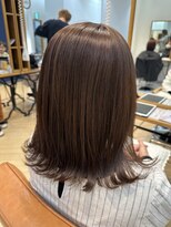 ユニ バイ マグ 長野店(Uni.by Mag)&nbsp;20代30代40代大人可愛い透明感シアーピンクベージュ外ハネ