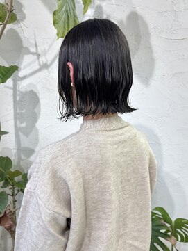 アペロ 柏(Apero) 切りっぱなしボブ 透明感カラー トリートメントストレート 柏