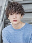 小久保styleフェザーパーマフェザーショートグレーエンドカラー