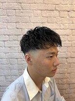ヘアサロン 銀座マツナガ新宿店(hair salon)&nbsp;緩めアイロンパーマ×スキンフェード