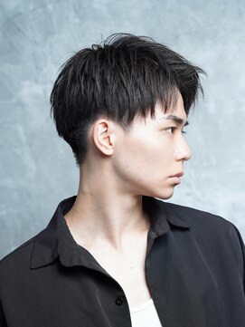 アルファ 新宿(alpha) 【alpha 新宿】ツーブロック×ナチュラルショート