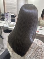 ヴィオットバイサロン(Viot by Salon)&nbsp;オリーブグレージュ 透明感カラー ケアカラー 美髪ロング