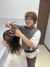 ≪スタイリスト/永田≫女性ならではの視点で寄り添うショート＆パーマスタイル。柔らかく軽やかに。