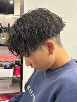 エルマーク 松山(L-MARK) 波巻きパーマ/スパイラルパーマ/メンズ/眉毛/短髪/サーフカール