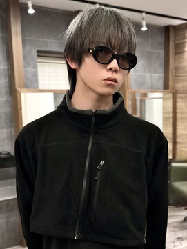 ラッドルーム(LAD ROOM.) シースルーマッシュ/ウルフカット/ダークグレージュ