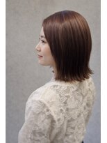 フィガロ バイ テイラー(FIGARO by Taylor) 大人可愛い♪外ハネ切りっぱなしボブ×暖色ブラウン