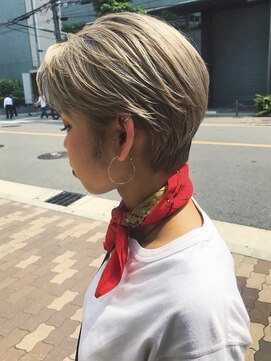 サン(son) ハイトーンベージュ