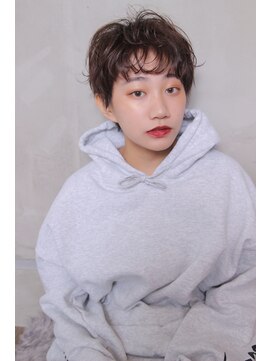 アグランテトラ 野田阪神店(a Gland tetra) 20代30代40代　透け感ベージュ　小顔ハンサムショートパーマ