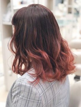 ミーティア バイ クアトロ(Meteor By QUATRO) チェリーレッドグラデーション