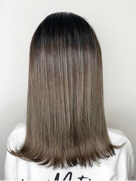 ロイジー(roijir) 【表参道　roijir】ハイライトオリーブベージュカラー