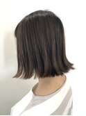 【essence】切りっぱなしボブ×外ハネ