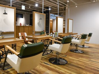 ursus by HEADLIGHT 新潟万代店【アーサス バイ ヘッドライト】