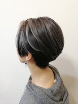 デコヘアー(DECO HAIR) ハンサムショート大人バレイヤージュ