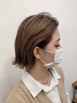 アイリスヘアー(iris hair) 三重富田韓国レイヤーカット顔周りレイヤーボブグレージュカラー