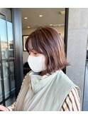 ニュアンスカールの切りっぱなしボブ